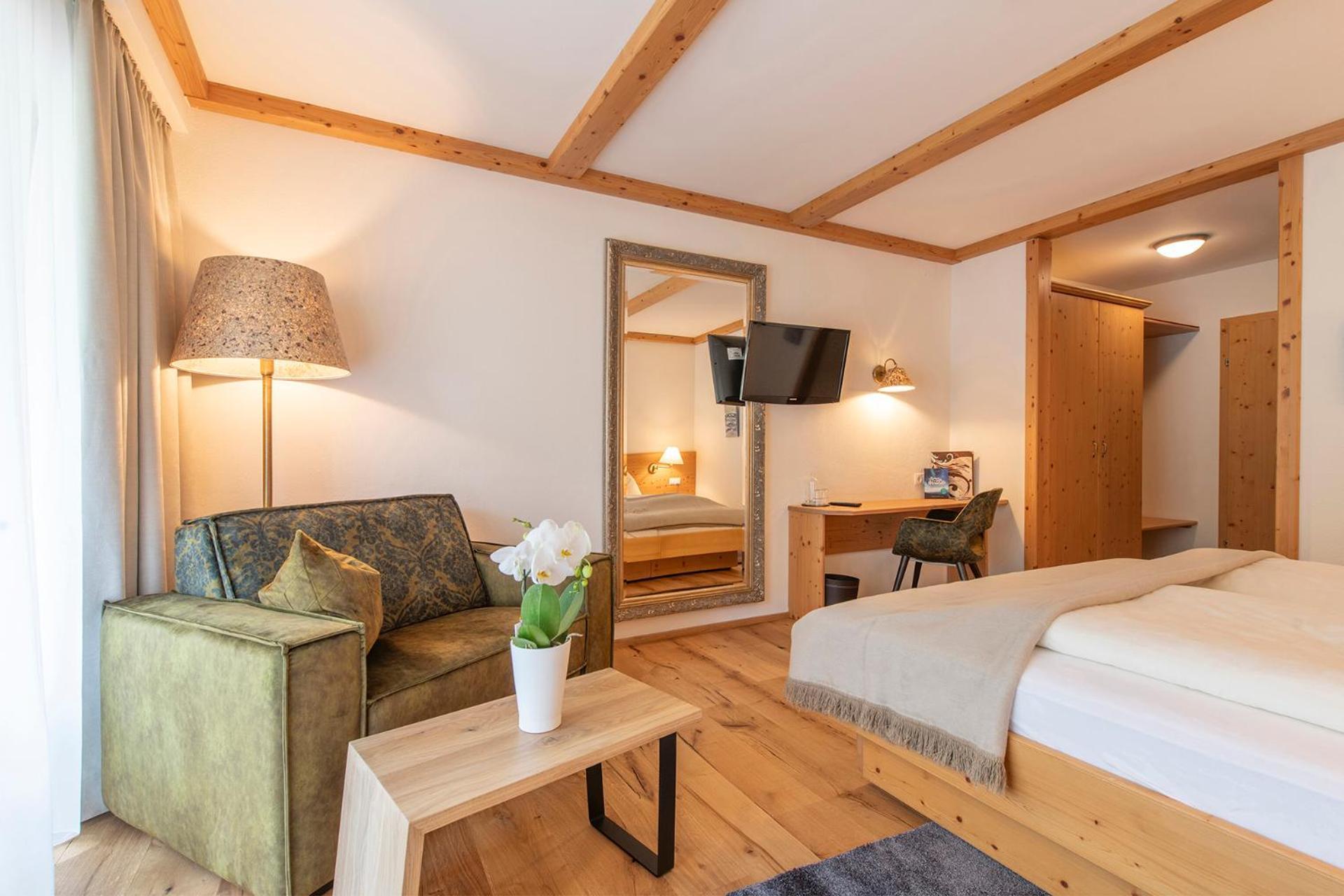 Hotel Alpenrose Гаргеллен Экстерьер фото